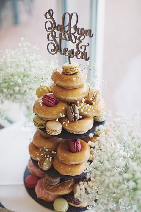 Krispy Kreme Donut Cake, Krispy Kreme Cake, Krispy Kreme Birthday, Macaron Wedding Cake, Macaron Wedding, Unique Wedding Food, Birthday Cake Alternatives, Donut Birthday Cake, Donut Tower