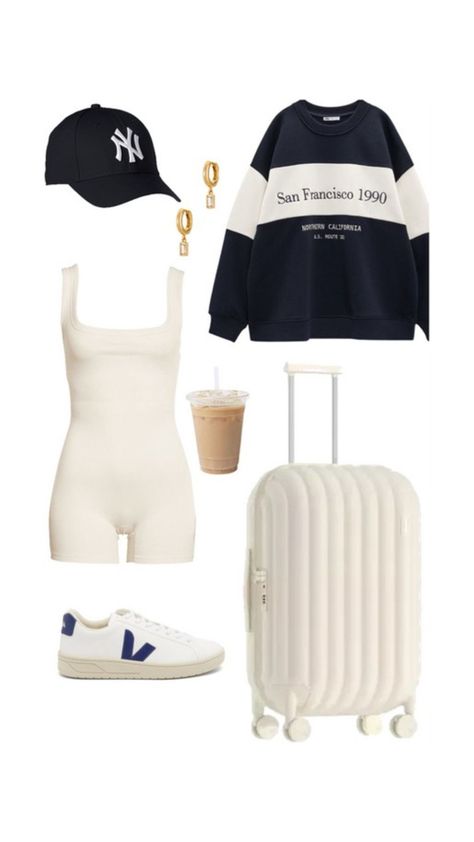 Ibiza Airport Outfit, Airport Inspo Outfits, Airport Outfit Inspo Summer, Airport Outfit Shein, Airport Outfit Kpop Dr, Airplane Outfit Summer Airport Style, White Airport Outfit, Airport Fits Summer, Airport Outfit Shorts