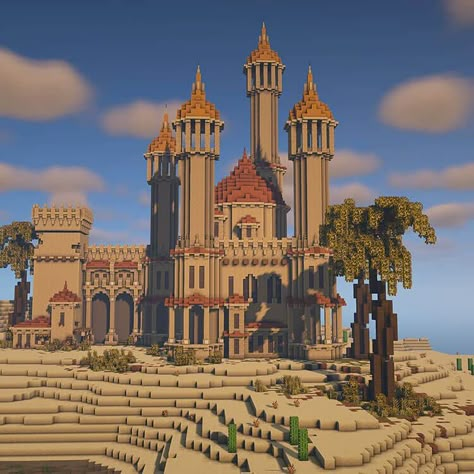 Desert Palace Minecraft, Minecraft 1.20 Build Ideas, Minecraft Dome Roof, Minecraft Castle Build, Minecraft Manor, Minecraft Desert House, Minecraft Palace, Minecraft Castle Designs, Minecraft Kingdom