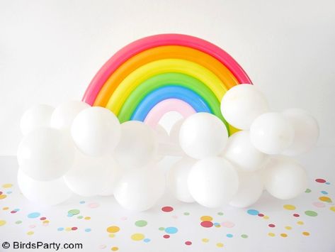 Standing Balloon, Rainbow Centerpiece, Balloon Rainbow, Rainbow Balloon Arch, Balloon Arch Diy, Rainbow Party Decorations, Rainbow Diy, Small Balloons, Table Party