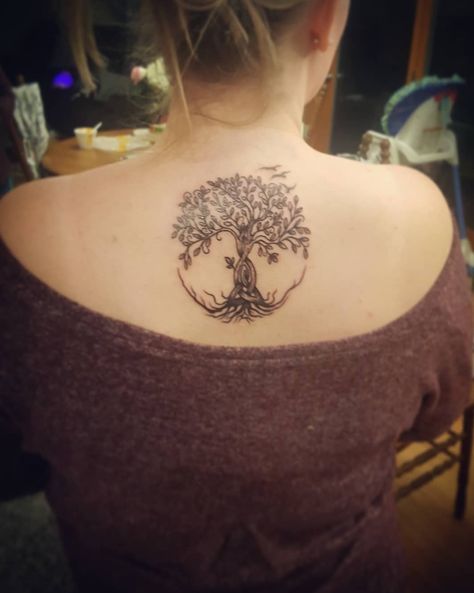 Tree Of Life Tattoo With Birds, Tree Of Life Tattoo Ribs, Motherhood Tree Of Life Tattoo, Tree Of Life Wrist Tattoo, Mother Daughter Tree Tattoos, Oldest Daughter Tattoo, Mom And 3 Kids Tattoo, 3 Kids Tattoo, Motherhood Tattoos Unique