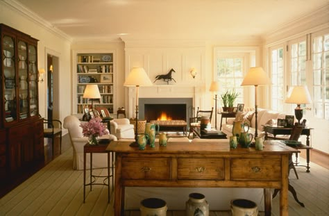 Hampton Home, Hamptons House, Colonial Revival, East Hampton, Family Room Design, A Living Room, Fireplace Surrounds, Architectural Digest, Living Room Inspiration