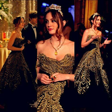 Blair waldorf Blair Waldorf Dress, Black And Gold Prom, Black And Gold Prom Dress, Estilo Blair Waldorf, Blair Waldorf Outfits, Gold Prom Dress, Stile Blair Waldorf, Gossip Girl Blair, Gossip Girl Outfits