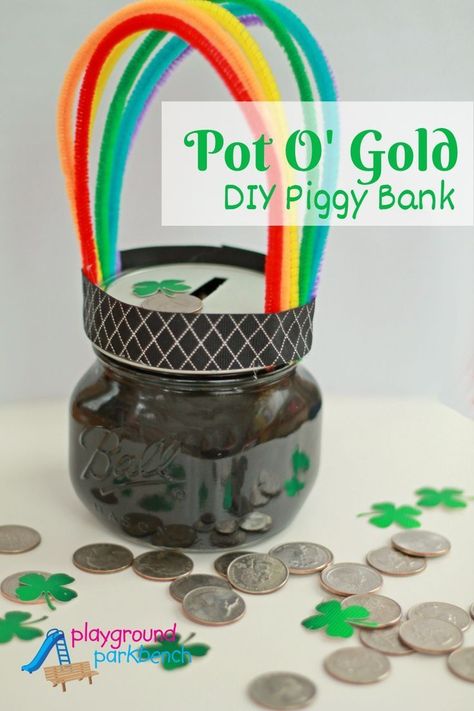 Encourage your child to make their own luck this St. Patrick's Day with this easy kid-made Pot O' Gold DIY Piggy Bank!  A simple craft for preschoolers and young children to teach them the importance of saving money, with a festive Irish twist Homemade Piggy Banks, Piggy Bank Ideas, Diy Piggy Bank, Piggy Bank Craft, Piggy Bank Diy, Diy Bank, Shamrock Craft, St Patrick Day Activities, St Patrick's Day Crafts