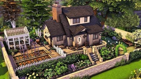 Sims Greenhouse, Green Color House, Sims 4 Greenhouse, Home The Sims 4, Sims Lots, Sims 4 Cottage, Color House, Sims Inspiration, Sims Houses