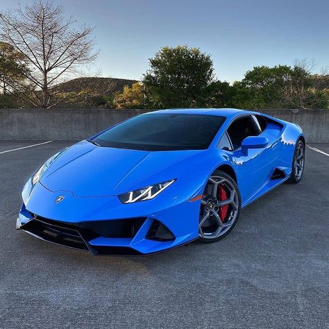 Honda Sports Car, Lamborghini Photos, Huracan Spyder, Lamborghini Supercar, Luxury Cars Bentley, Blue Lamborghini, Lamborghini Huracan Spyder, Lexus Lfa, Top Luxury Cars