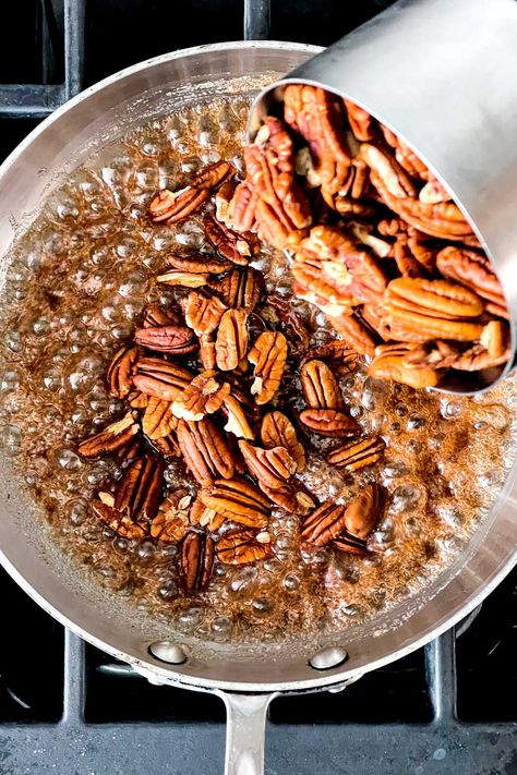 Glazed Nuts Recipe, Crockpot Candy Pecans, Candied Pecans Easy, Easy Candied Pecans, Candied Nuts Recipe, Candied Pecans For Salad, Candied Walnut Recipe, Candied Pecans Recipe, Christmas Salad Recipes