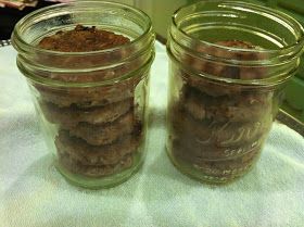 Canning Homemade!: Canning Sausage Patties Canning Sausage, Ball Blue Book, Pressure Canning Recipes, Sausage Patties, Canned Food Storage, Canning Tips, Hot Sausage, Sausage Patty, Breakfast Sausage