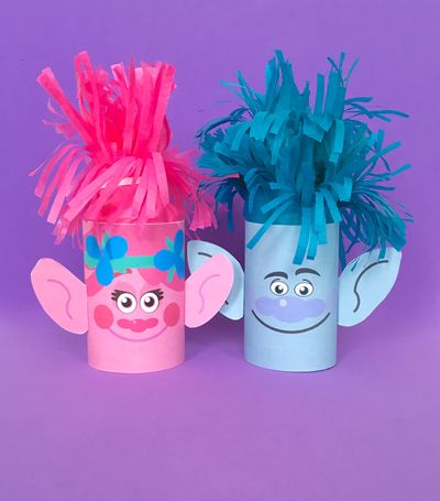 The Art Dream Blog Poppy Craft For Kids, Poppy Craft, Movie Crafts, Trolls Birthday Party, Toilet Paper Crafts, Troll Party, Toilet Paper Roll Crafts, Paper Roll Crafts, Cheap Things