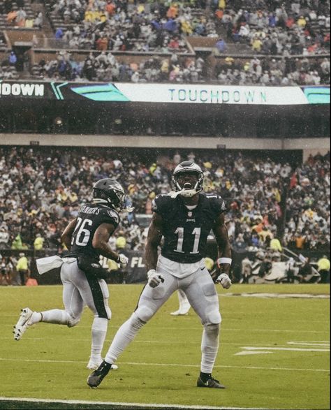 Aj Brown Wallpaper Eagles, Aj Brown Wallpaper, Aj Brown Eagles, Eagles Superbowl, Football Aesthetics, Philadelphia Eagles Wallpaper, Aj Brown, Eagles Football Team, Football Room