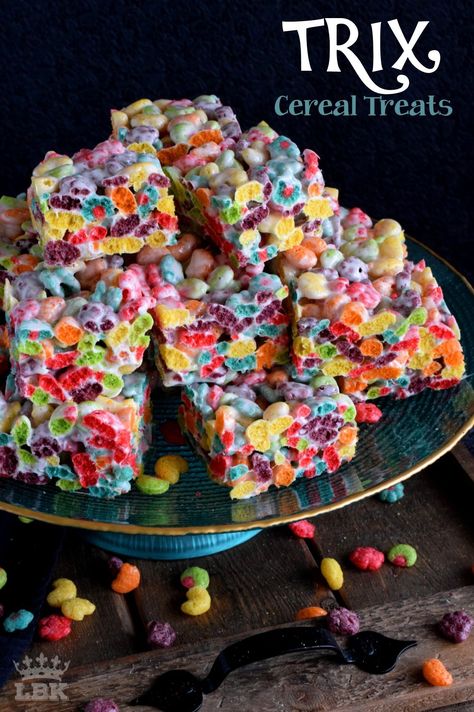 Trix Cereal, Button Cookies, Easter Cookie Recipes, Marshmallow Treats, Cereal Treats, Crispy Treats, Rice Krispie Treats, Rice Krispie, Food Shows