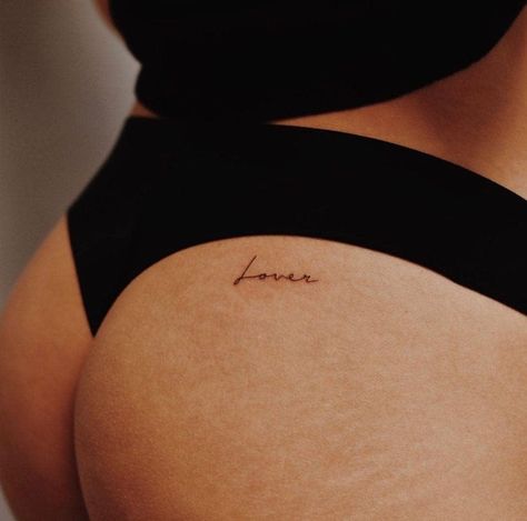 Bum Tattoo Women, Boyfriend Name Tattoos, Character Design Concept Art, Taboo Tattoo, Bum Tattoo, Tato Minimal, Cursive Tattoos, Tattoos For Lovers, Art Traditional