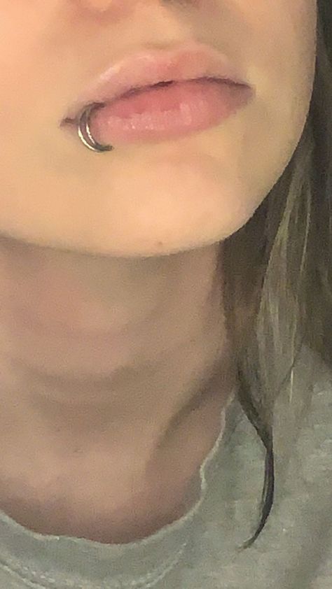 Spider bite👾👾 Nose Peircing, Spider Bite, Spider Bite Piercing, Spider Bites, Face Piercings, Cool Piercings, Swag Makeup, Cute Piercings, Body Jewelry Piercing