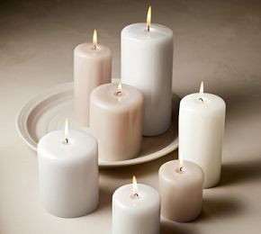 Modern Curved Pillar Candles Floating Tea Candles, Candle Modern, Decor Pottery, Candle Glow, Construction Crafts, Photo Candles, Tea Candles, Mark And Graham, Candle Tray