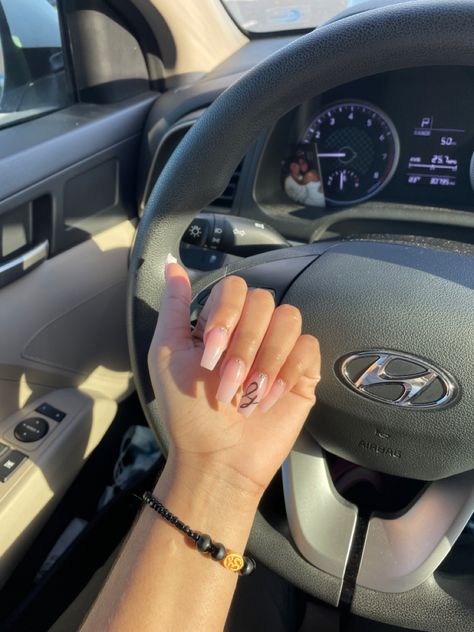 Nails For Boyfriends Birthday, Nails Dedicated To Boyfriend, Nails With The Letter G On Them, Boyfriend Acrylic Nails, Initial G Nails, G Initial On Nails, Y Initial Nails, Nails With Your Mans Initials, Nails With Letter G Initial