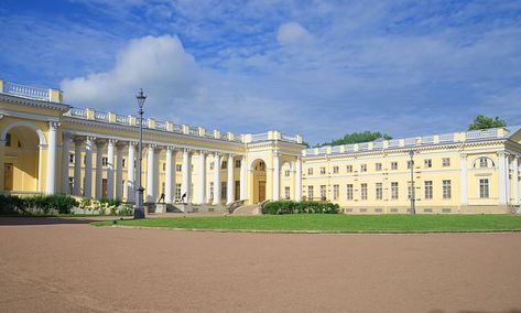 Alexander Palace, Russian Interiors, Russian Architecture, Russia Travel, French Colonial, Permanent Residence, Imperial Russia, Historical Architecture, St Petersburg