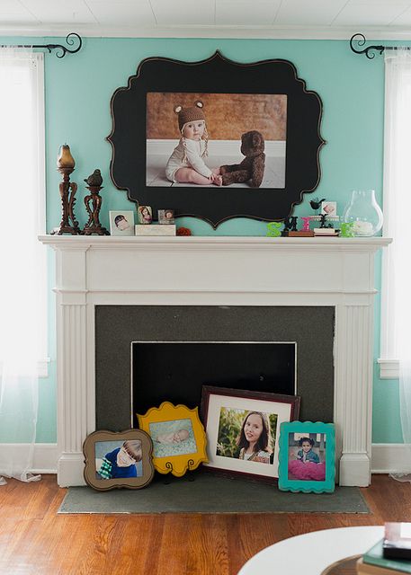 these great picture frames are from theorganicbloom.com... but.. I bet I could paint this shape on the wall and then center a canvas on it for a similar look Metal Tree Wall Art, Barbie Dream House, Hanging Pictures, Wall Color, Profile Pictures, Great Pictures, Photo Displays, Picture Display, My Dream Home