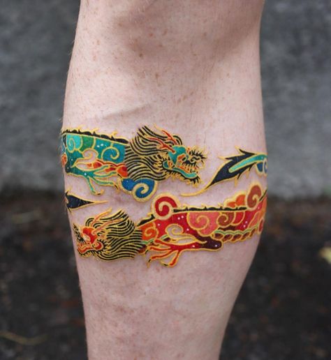 Tatuaje Studio Ghibli, Gotik Tattoo, Armband Tattoos, Korean Tattoos, Dragon Tattoos, 4 Tattoo, Tattoos Geometric, Tatuaje A Color, Tattoo Bracelet