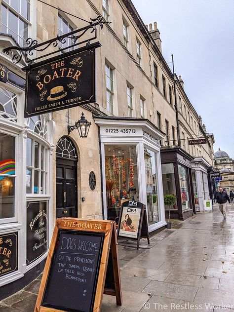 30 photos that will make you want to visit Bath, England | The Restless Worker Bath Travel England, Life In England, City Of Bath England, Bath Spa England, Bath City England, Bath University Aesthetic, Doncaster Aesthetic, Bath Uk Aesthetic, Bath Europe