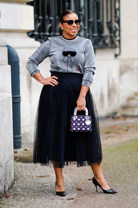 Black Skirt Outfit Ideas, Black Skirt Outfit, Tulle Skirts Outfit, Black Skirt Outfits, Skirt Outfit Ideas, Skirt Ideas, Tulle Skirt Black, Classy Lady, Stylish Work Attire