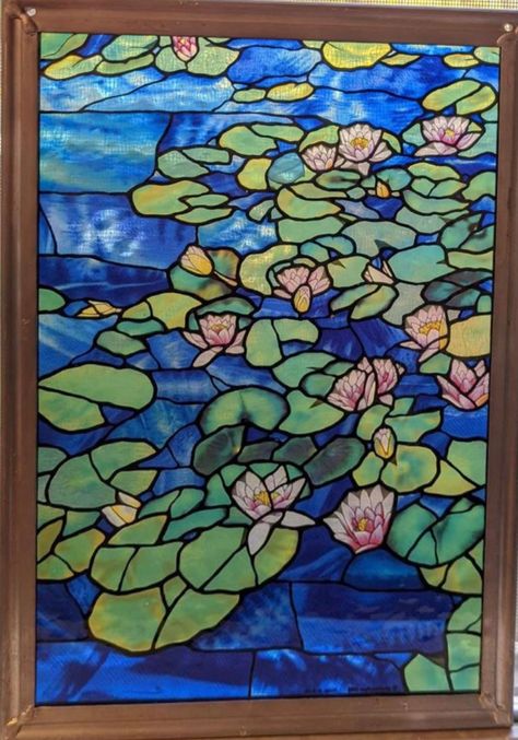 Lily Pad Mosaic, Lily Pad Stained Glass Pattern, Monet Lily Pads, Claude Monet Water Lilies, Monet Water Lilies, Cubism Art, Mosaic Flowers, Mosaic Ideas, Stained Glass Flowers