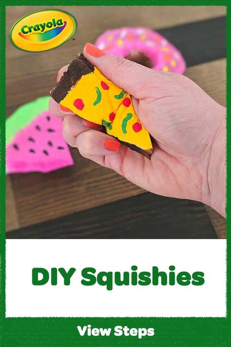 Easy to make and fun to squish, DIY Squishies are great gifts for friends, family, and teachers. Plus, they're a creative DIY craft for kids! Market Day Diy Ideas, How To Make Squishies, Christmas Gift Craft Ideas, Diy Squishies, Counseling Crafts, Kindergarten Halloween Party, Crayola Crafts, Diy Squishy, Activities For Classroom