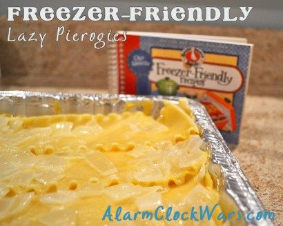 This freezer-friendly recipe for Lazy Pierogies is the easy way to make homemade pierogies. Just layer all the ingredients like lasagna! Crock Pot Salisbury Steak, Lazy Pierogi Recipe, Gluten Free Pierogi Recipe, Homemade Pierogies, Salisbury Steak Crockpot, Pierogi Casserole, Lazy Man, Pierogi Recipe, Homemade Comfort Food