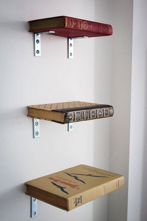 book shelf made from books and brackets, awesome! Cozy Eclectic, Decor Home Living Room, House Tour, Home Room Design, New Room, 인테리어 디자인, Minimalist Home, Home Decor Inspiration, Wall Shelves