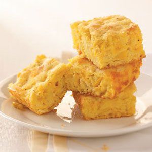 Squash Cornbread Recipe, Squash Cornbread, Points Plus Recipes, Weight Watchers Food, Points Plus, Corn Bread Recipe, Weight Watcher Recipes, Cheese Bread, Bread Muffins