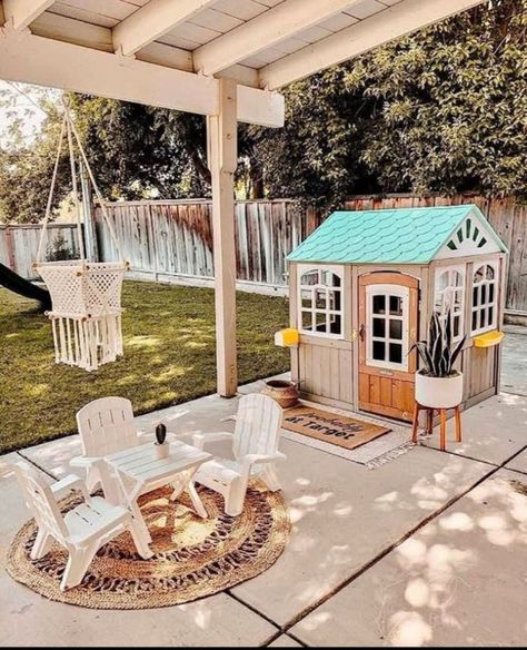 Cute Playhouse, Playhouses For Kids, Outdoor Playhouses, Kids Backyard Playground, Play Area Backyard, Backyard Kids Play Area, Kids Outdoor Play, Outdoor Play Area, Backyard Paradise