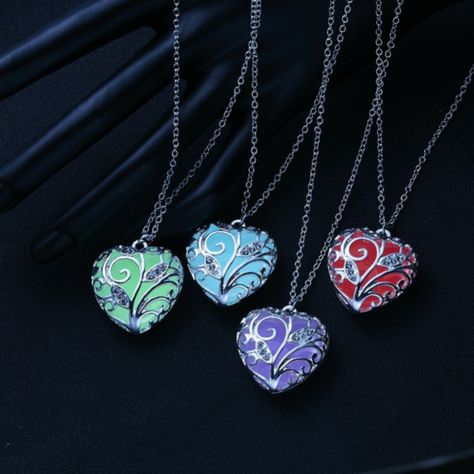 Love Locket, Glowing Heart, Ethereal Jewelry, Burning Heart, Glow Jewelry, Glowing Necklace, White Gold Pendant Necklace, Pretty Jewelry Necklaces, Locket Pendant Necklace