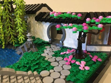 Lego Garden Moc, Lego Botanical Garden, Lego Park, Lego Garden, Lego Botanical, Lego Trees, Lego Ninjago City, Lego Plants, Miniature Town