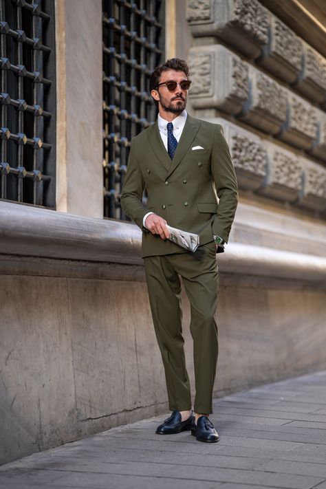 Olive Double Breasted Suit Men, Wedding Green Suit, Green Suits, Double Breasted Suit Men, Khaki Suit, Modern Fit Suit, Double Breasted Tuxedo, Suit Stores, Fall Suit