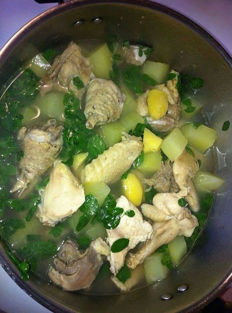 manok bisaya Cultural Foods, Tinola, Food Fails, Gross Food, Filipino Dishes, Pinoy Food, Retro Recipes, Filipino Recipes, Healthy Soup