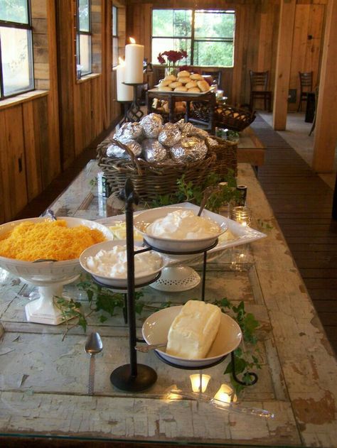 Baked Potato Bar Baked Potato Bar, Progressive Dinner, Potato Bar, Easy Weddings, Lots Of Food, Food Stations, Food Displays, Party Bars, Snacks Für Party