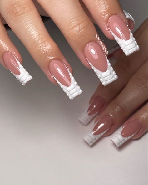 #french #velvet #nails #white Velvet Nails, Nails White, French Nails, Pink Nails, Acrylic Nails, Velvet, Nails, Pink, White