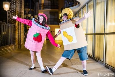 Dipper and Mabel Cosplay Dipper Pines Inspired Outfit, Mabel And Dipper Cosplay, Dipper And Mabel Cosplay, Dipper And Mabel Costumes, Dipper Costume, Dipper Pines Cosplay, Mabel Costume, Duo Cosplay Ideas, Mabel Cosplay