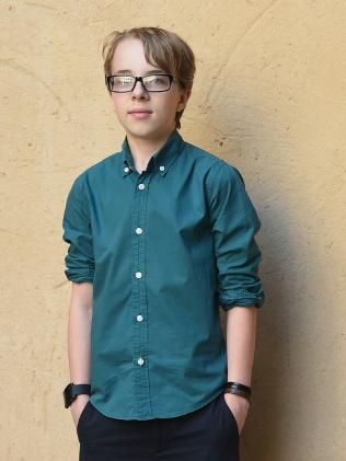 Ed Oxenbould Ed Oxenbould, Attractive Guys, Glasses Fashion, Chef's Jackets, Casual Button Down Shirt, Button Down Shirt, Men Casual, Actors, Mens Tops