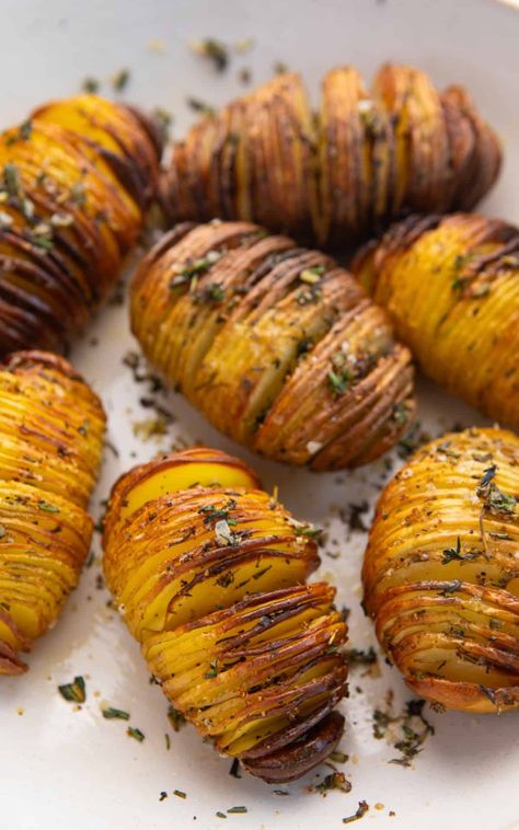 These Air Fryer Hasselback Potatoes are easy to whip up and look impressive enough for special occasions! Mini Hasselback Potatoes, Air Fryer Hasselback Potatoes, Leftover Potatoes, Hasselback Potatoes, Food Charts, Christmas Lunch, Leftovers Recipes, Food Words, Perfect Side Dish