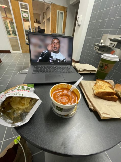 panera order: grilled cheese w/ tomato soup, chips, a brownie & hot coco :) SHOW: bad boys season 2 Hot Coco, Tomato Soup, Grilled Cheese, Grilling, Coco, Chips, Cheese