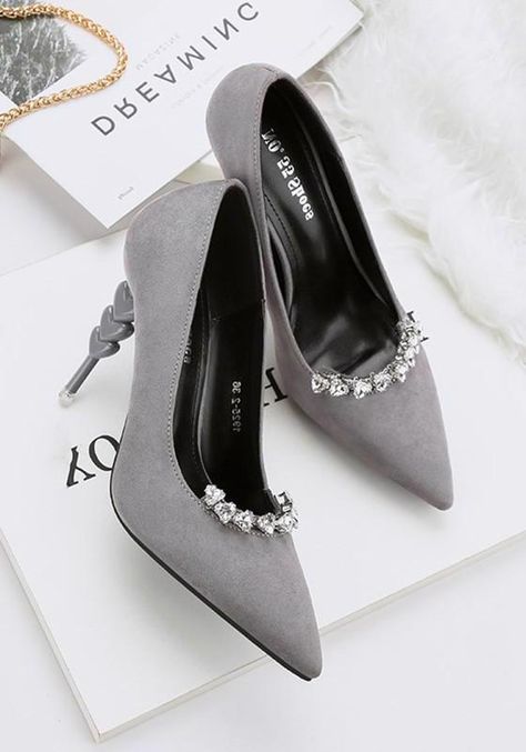 Grey Point Toe Stiletto Rhinestone Fashion High-Heeled Shoes #shoe #shoes #womenshoes Pointed Heels Outfit, Gray Sandals, Hak Tinggi, High Heels Classy, High Heels Black, High Heels Boots, Classy Shoes, Rhinestone Fashion, Heels Outfits