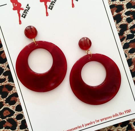 When you're a modern vintage girl, living in a modern world! These gorgeous earrings are simple and yet, full of class with a bit of sass! Dress up any outfit with these beauties and bring out ... 60s Jewelry Vintage, Affordable Red Retro Jewelry, Vintage Earrings 70s, Retro Red Earrings For Gift, 70s Jewelry Accessories, 70s Accessories Jewelry, Unique Red Brass Earrings, Retro Red Round Earrings, 70s Accessories