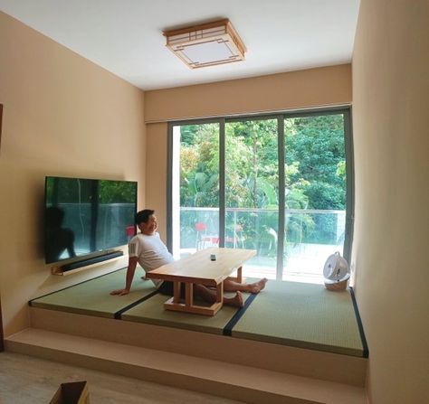 Tatami Room Modern, Japanese House Interior Design, Japan Style Interior, Japanese Tatami Room, Japanese House Interior, Japanese Home Interior, Tatami Living Room, Living Room Workspace, Modern Japanese House