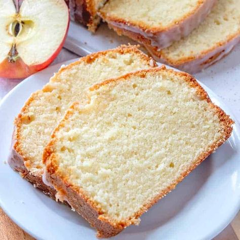 SPARKLING APPLE CIDER POUND CAKE Apple Cider Bread, Cider Bread, Sparkling Apple Cider, Homemade Pound Cake, Easy Banana Pudding, Fall Apple Recipes, Banana Pudding Cheesecake, Easy Apple Pie, Country Cook