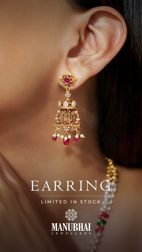 Antique Radha Krishna Temple Earrings with White and Pink Stones and pearls. Radha Krishna Earrings, Radha Krishna Earrings Gold, Gold Hanging Earrings Indian, Pink Earrings Indian, Kanti Designs, Krishna Earrings, Krishna Jewellery, Hanging Earrings Gold, Temple Jewellery Jhumkas