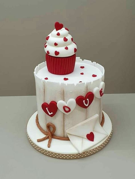 Happy Birthday My Love Cake, Love Anniversary Cake, Engagement Cake Designs, Happy Anniversary Gift, My Happy Birthday, 25 Anniversary Cake, Happy Anniversary Cakes, Birthday Cake For Husband, Birthday Cake Decorating Ideas