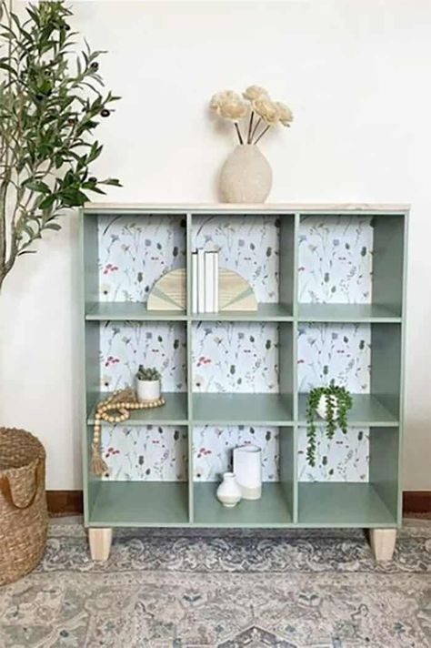 Cube Shelf Makeover, Diy Cube Storage Makeover, Cube Shelves Diy, Cube Storage Makeover, Ikea Cube Shelves, Cube Storage Decor, Ikea Kitchen Hacks, Ikea Cubbies, Diy Cube Storage