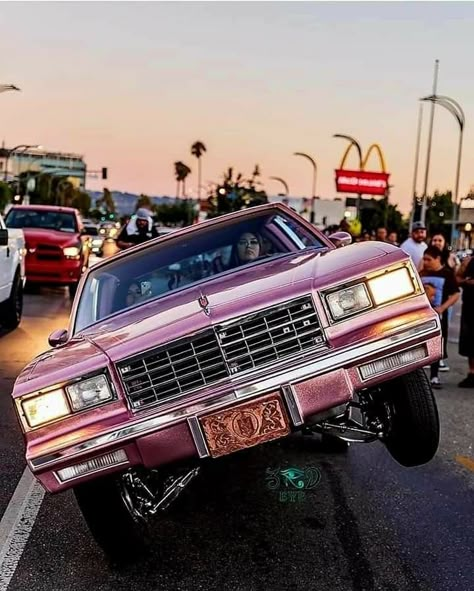 Pink Old School Car, Hello Kitty Lowrider, Low Riders Cars, Chicana Culture, Lowriders Cars, Lowrider Hydraulics, Cars Old, Car Vibes, Lowrider Trucks