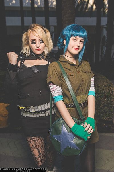 Romona Flowers Cosplay, Ramona Flowers Nails, Ramona Flowers Outfits Comic, Roxie X Ramona, Ramona X Roxy, Ramona Flowers Aesthetic Outfit, Ramona Flowers Outfit Inspired, Ramona Flowers Outfit Style, Ramona Flowers Cosplay