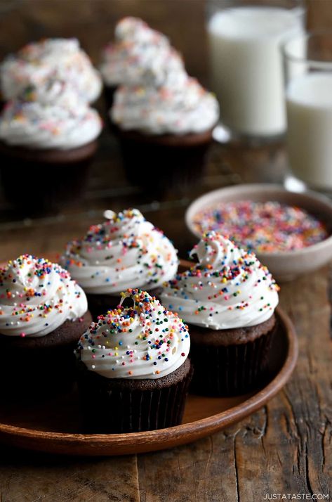 Moist Sour Cream Chocolate Cupcakes Sour Cream Cupcakes, Cupcakes With Sour Cream, Sour Cream Cupcakes Recipe, Chocolate Birthday Cupcakes, Vanilla Cupcakes With Sour Cream, Chocolate Chip Muffins With Sour Cream, Chocolate Chip Sour Cream Cake, Chocolate Cupcakes Sour Cream, Gluten Free Chocolate Cupcakes